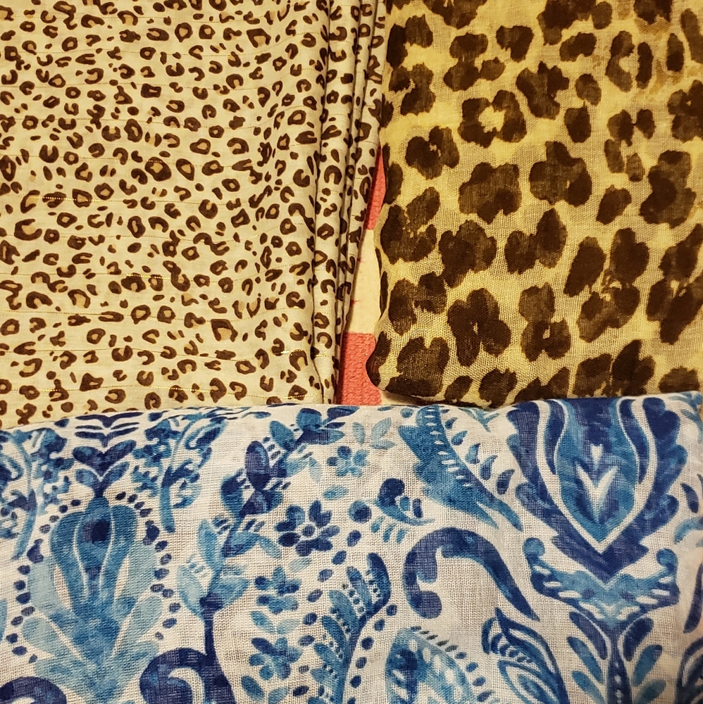 3 Multicolor Design Infiniti Scarves Bundle - Picture 6 of 8